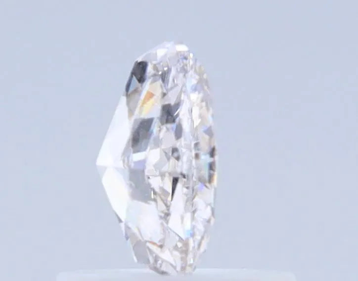 0.60ct Oval Natural Diamond (Colour Faint Pink, Clarity VS1, GIA Certified)