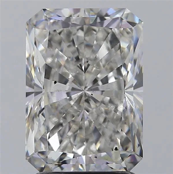 2.31ct Radiant Lab Grown Diamond (Colour F, Clarity SI1, IGI Certified)