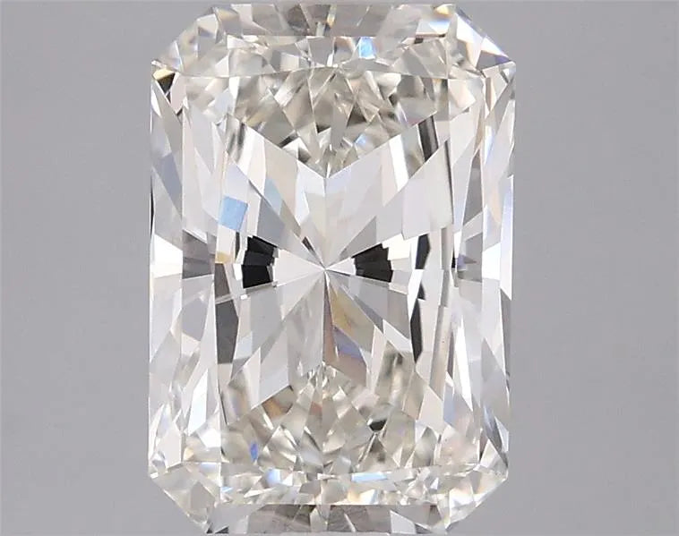 2.51ct Radiant Lab Grown Diamond (Colour H, Clarity VVS2, IGI Certified)