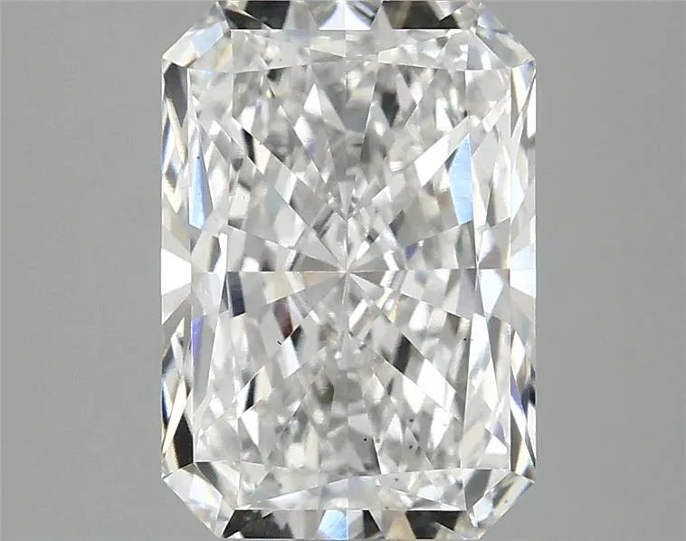 2.86ct Radiant Lab Grown Diamond (Colour E, Clarity VS2, IGI Certified)
