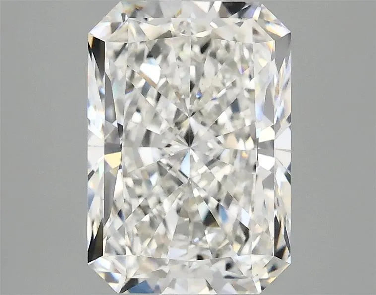 3.01ct Radiant Lab Grown Diamond (Colour F, Clarity VVS2, IGI Certified)