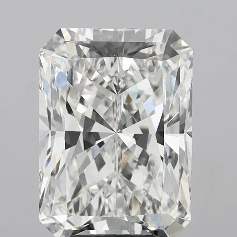 5.19ct Radiant Lab Grown Diamond (Colour F, Clarity VVS2, IGI Certified)