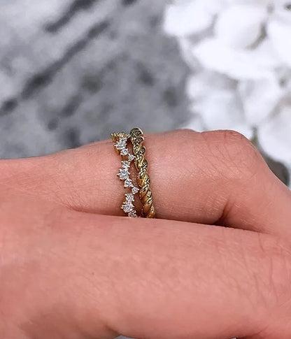 Exceptional Scalloped Band
