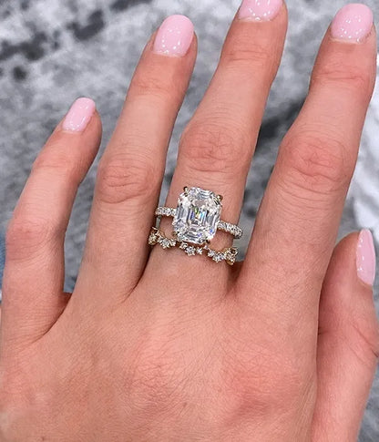 Exceptional Scalloped Band