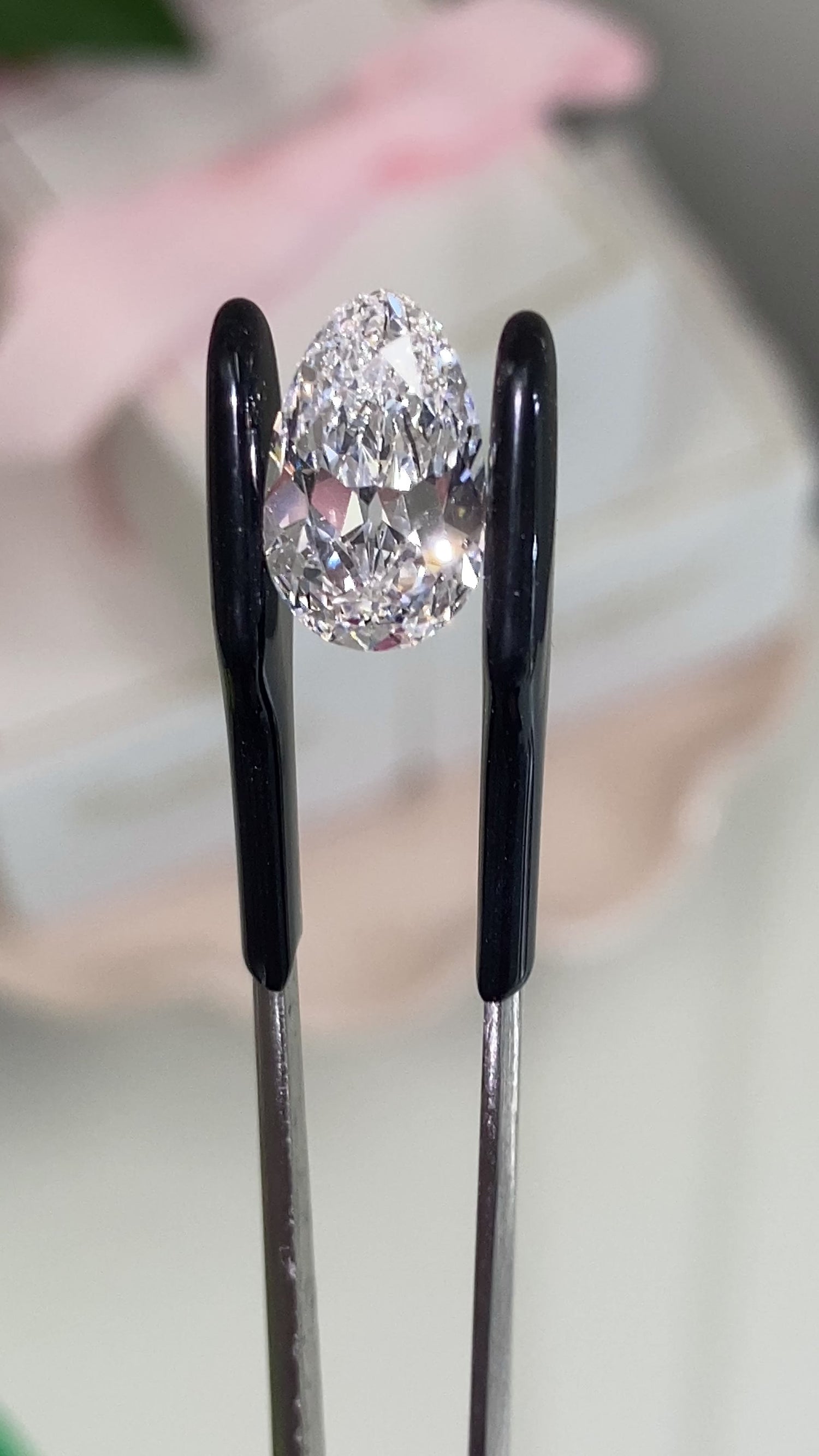 Antique Cut Pear Lab Diamond 3.13ct E VVS2